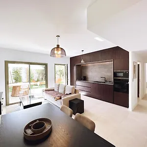 Moderne Tout Equipe. , Marseille France