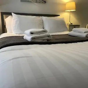  Apartment Flat 5 - 2 Bed Centre Affordable Quality United Kingdom