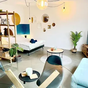 Le Parfait De La Cite Ardente - , Liège Belgique